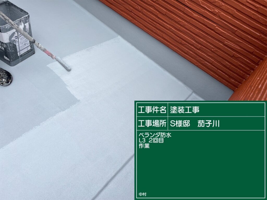 日成ホーム恵那店　外壁塗装工事　ベランダ防水　屋根塗装工事
施工事例　足場組立　高圧洗浄
軒天　外壁　ベランダ防水　屋根　付帯部
