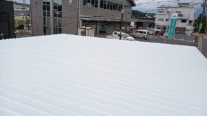 セッパン屋根の塗装中です、中津川市です。