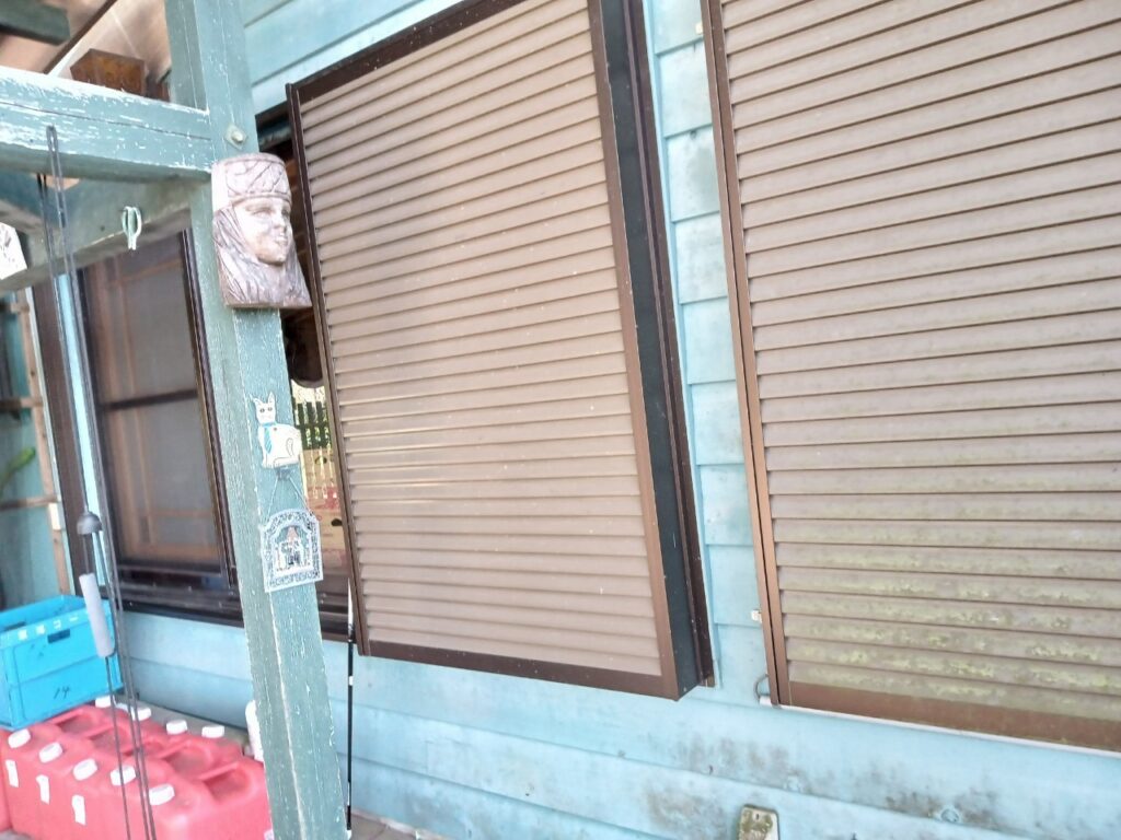 恵那市 中津川市 日成ホーム恵那店 外壁塗装工事 ベランダ防水 屋根塗装工事
施工事例 足場組立 高圧洗浄
軒天 外壁 ベランダ防水 屋根 付帯部