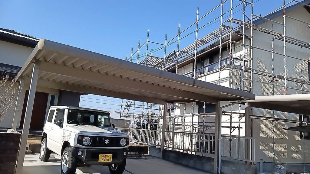 外壁塗装の社内チェックを行っています。中津川市です。