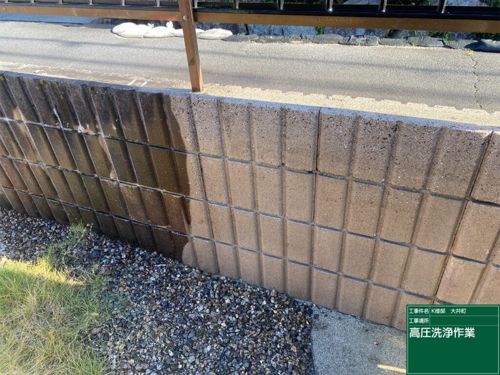 恵那市 中津川市 日成ホーム恵那店 外壁塗装工事 ベランダ防水 屋根塗装工事
施工事例 足場組立 高圧洗浄
軒天 外壁 ベランダ防水 屋根 付帯部