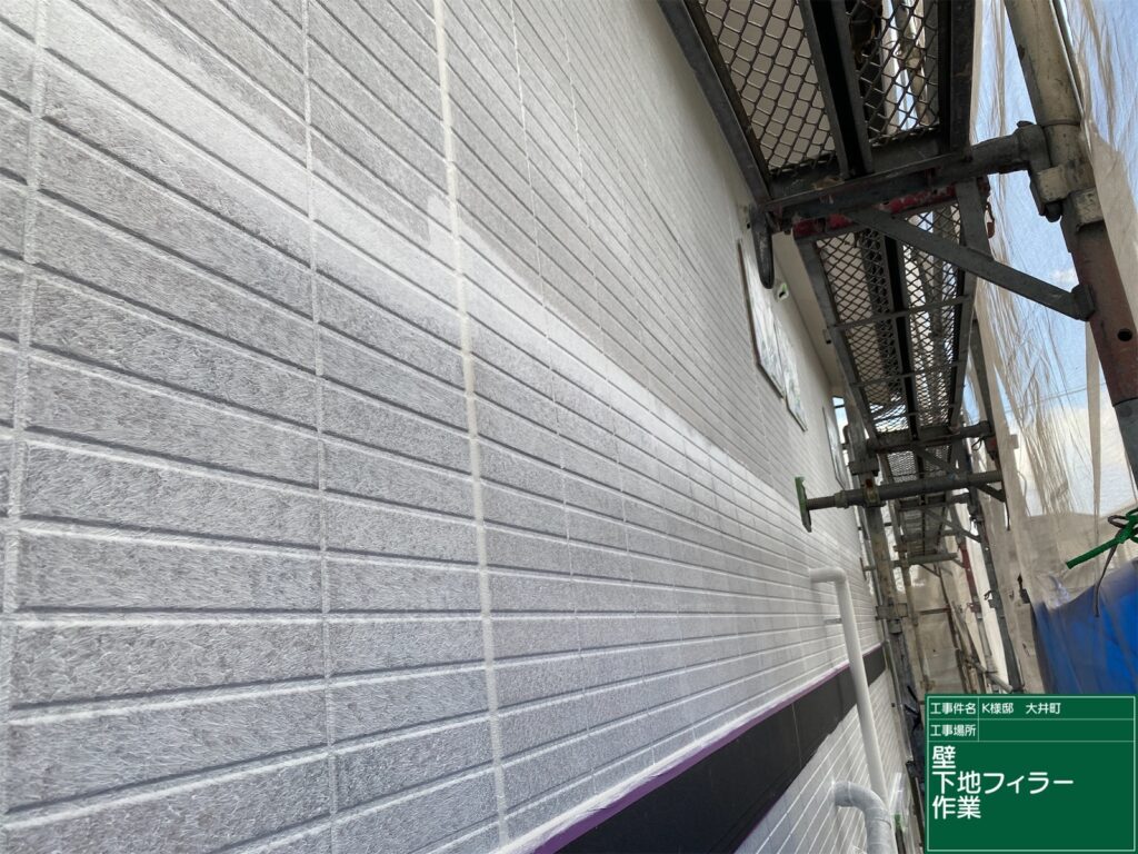 恵那市　中津川市　日成ホーム恵那店　外壁塗装工事　ベランダ防水　屋根塗装工事
施工事例　足場組立　高圧洗浄
軒天　外壁　ベランダ防水　屋根　付帯部