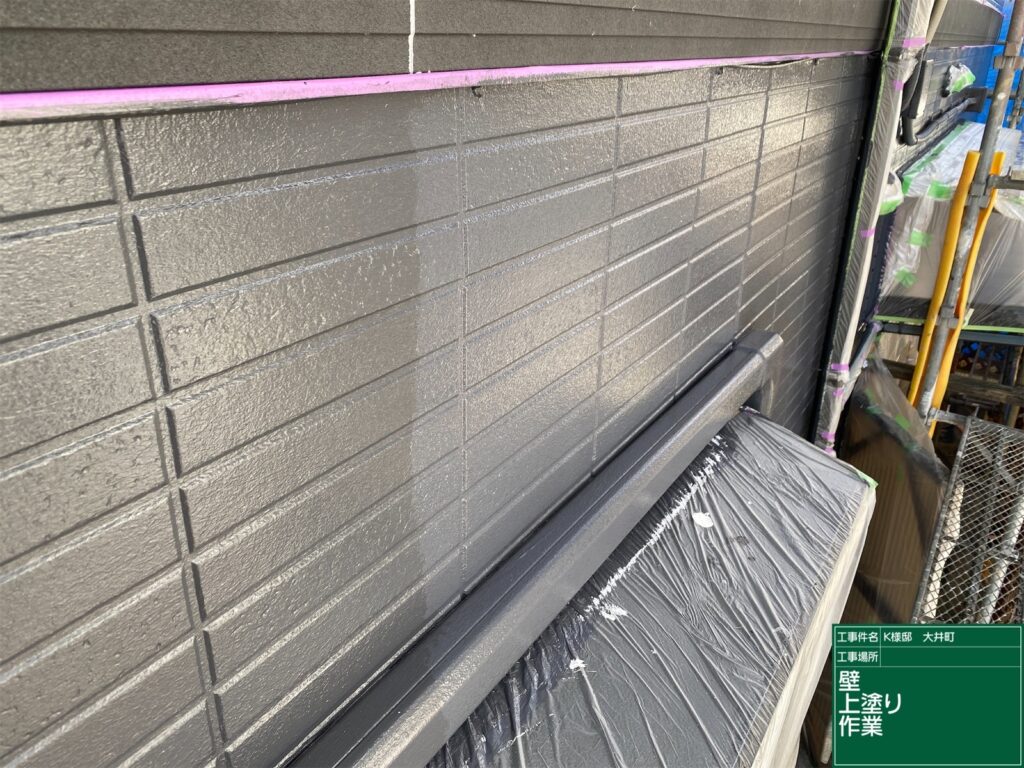 恵那市　中津川市　日成ホーム恵那店　外壁塗装工事　ベランダ防水　屋根塗装工事
施工事例　足場組立　高圧洗浄
軒天　外壁　ベランダ防水　屋根　付帯部